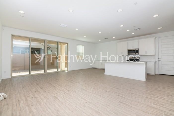 9915 E Tiburon Ave - Photo 6 of 29