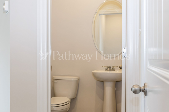 2337 Nabali Way - Photo 3 of 19