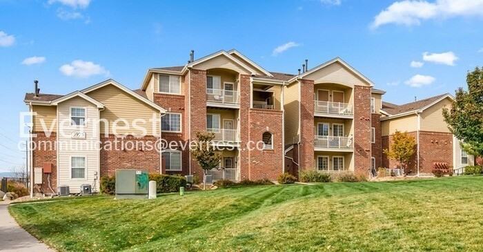 2675 S Danube Way #204 - Photo 2 of 9