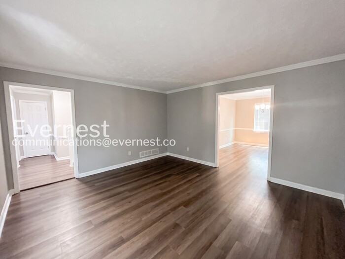 3002 Meadowsweet Trl - Photo 6 of 34