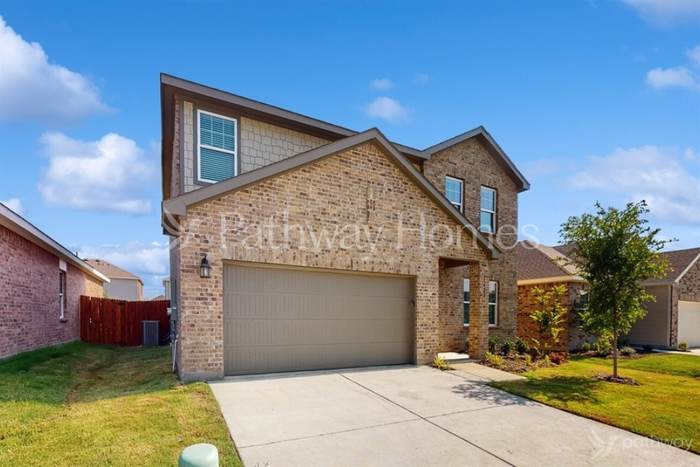 1428 Ancer Way - Photo 2 of 24
