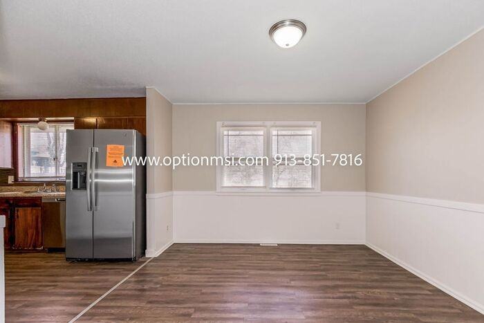 8006 E 118th Ter - Photo 4 of 30