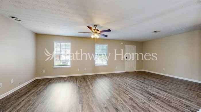 808 Winsap Dr - Photo 7 of 24