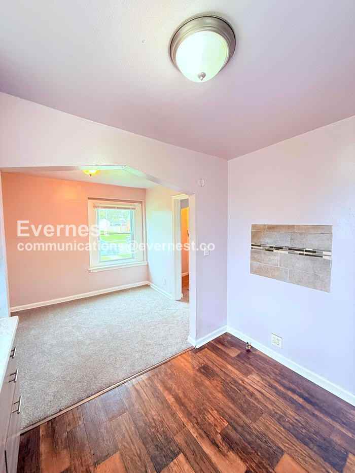 19415 Gable St - Photo 3 of 25