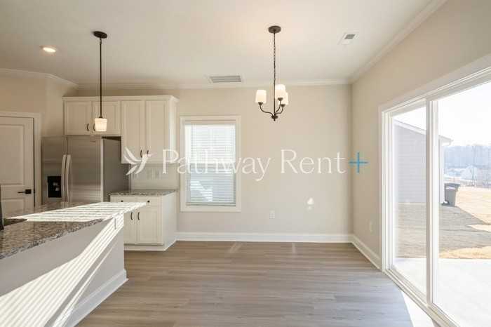 141 Adams Tree Way - Photo 7 of 25