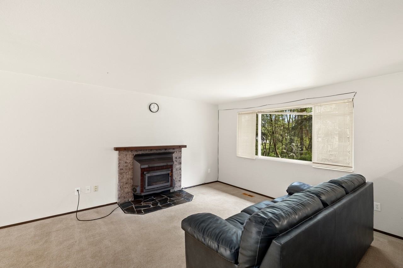5302 Bridget Ave Se #NA - Photo 3 of 15