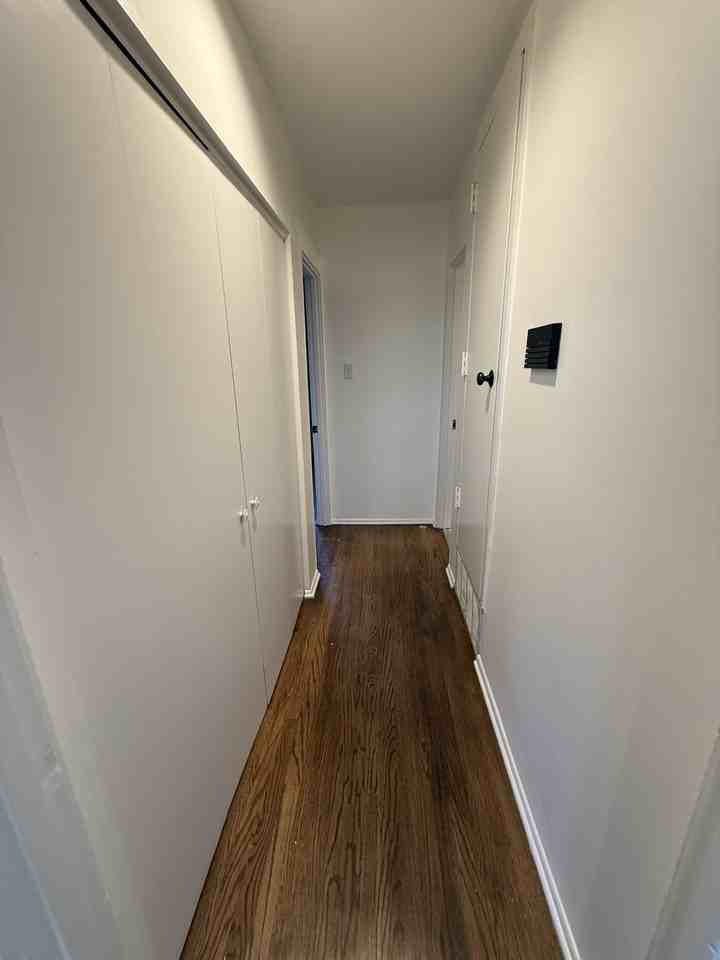 5922 Howe St #304 - Photo 5 of 14