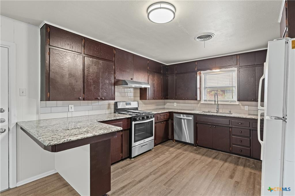 2106 S 47th St #NA - Photo 4 of 30