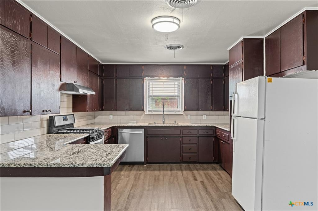 2106 S 47th St #NA - Photo 5 of 30