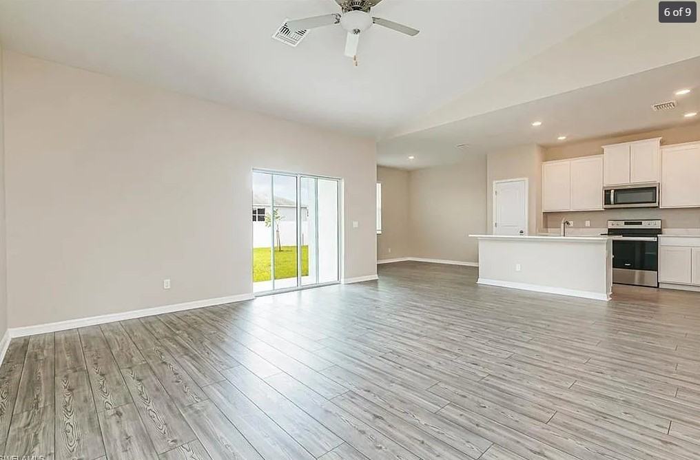 3127 Sw 18th Pl #NA - Photo 5 of 12