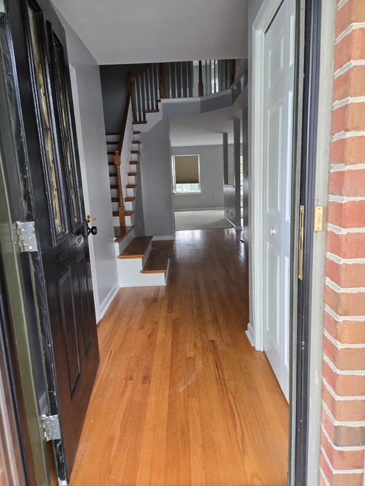 2208 Gleim Ct - Photo 3 of 22