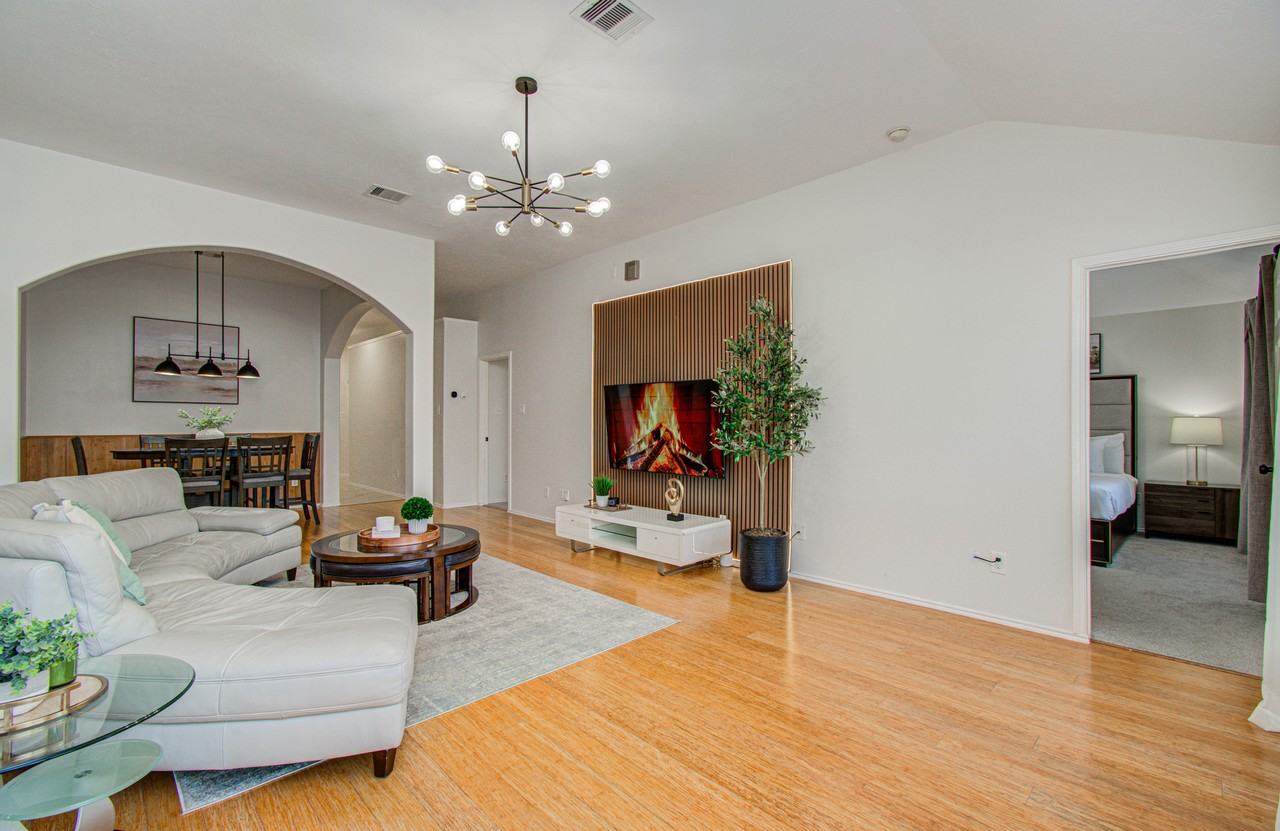 7207 Crescent Mills Dr #NA - Photo 7 of 44