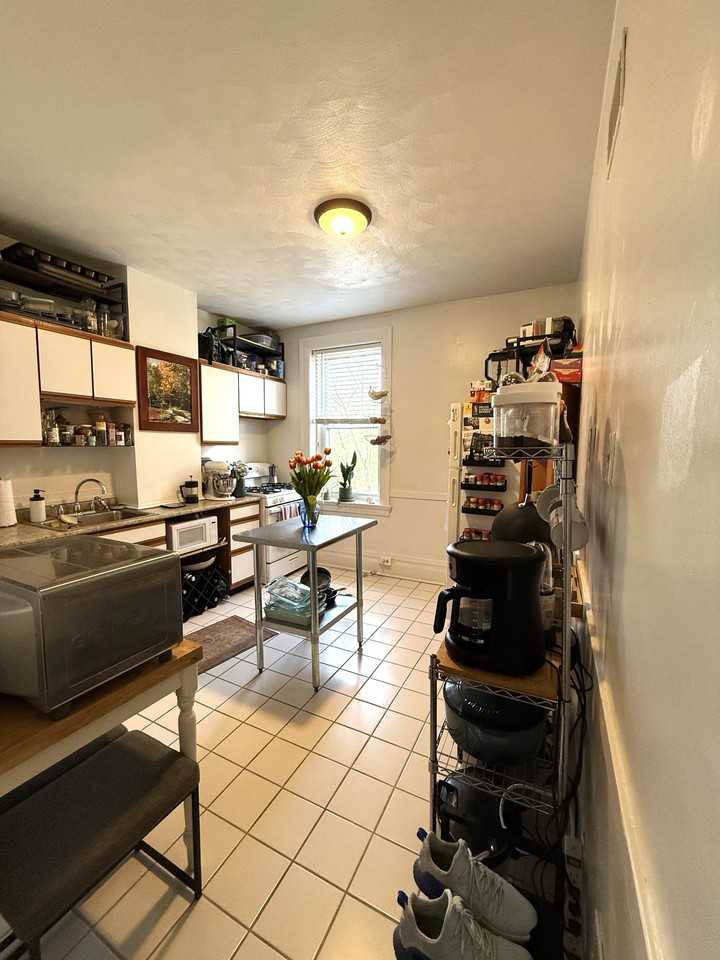 5915 Alder St #2 - Photo 7 of 12