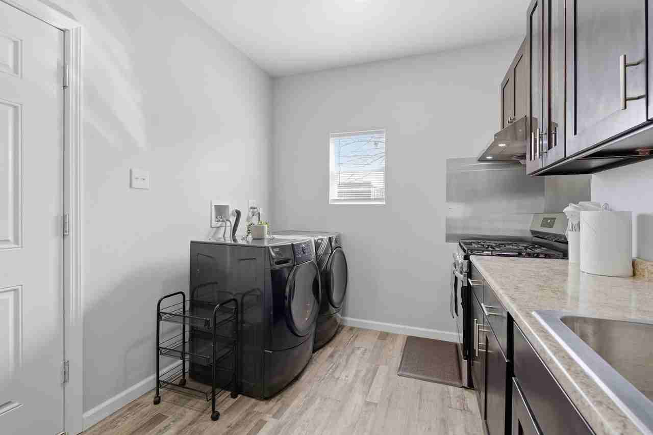 1106 W Illinois St #NA - Photo 7 of 25