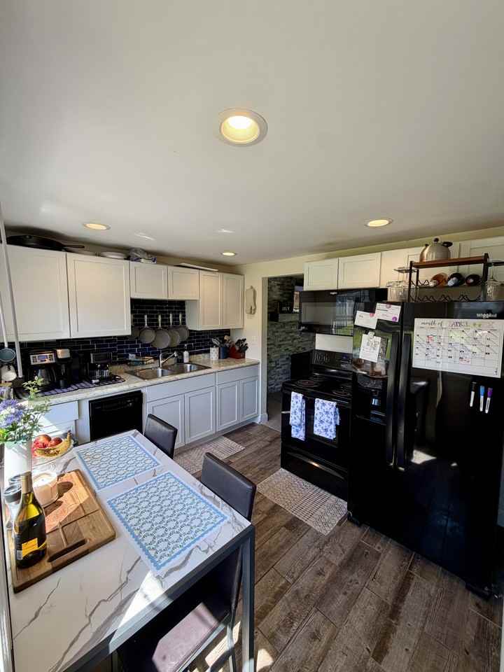 216 N Knollwood Dr #NA - Photo 3 of 11