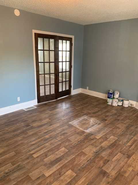 80 10th St - Photo 3 of 16