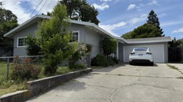 featured image of 963 Argenta Dr #NA