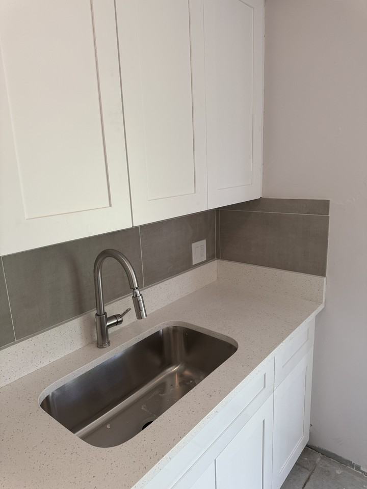 2143 Laura Ln #47A - Photo 2 of 9