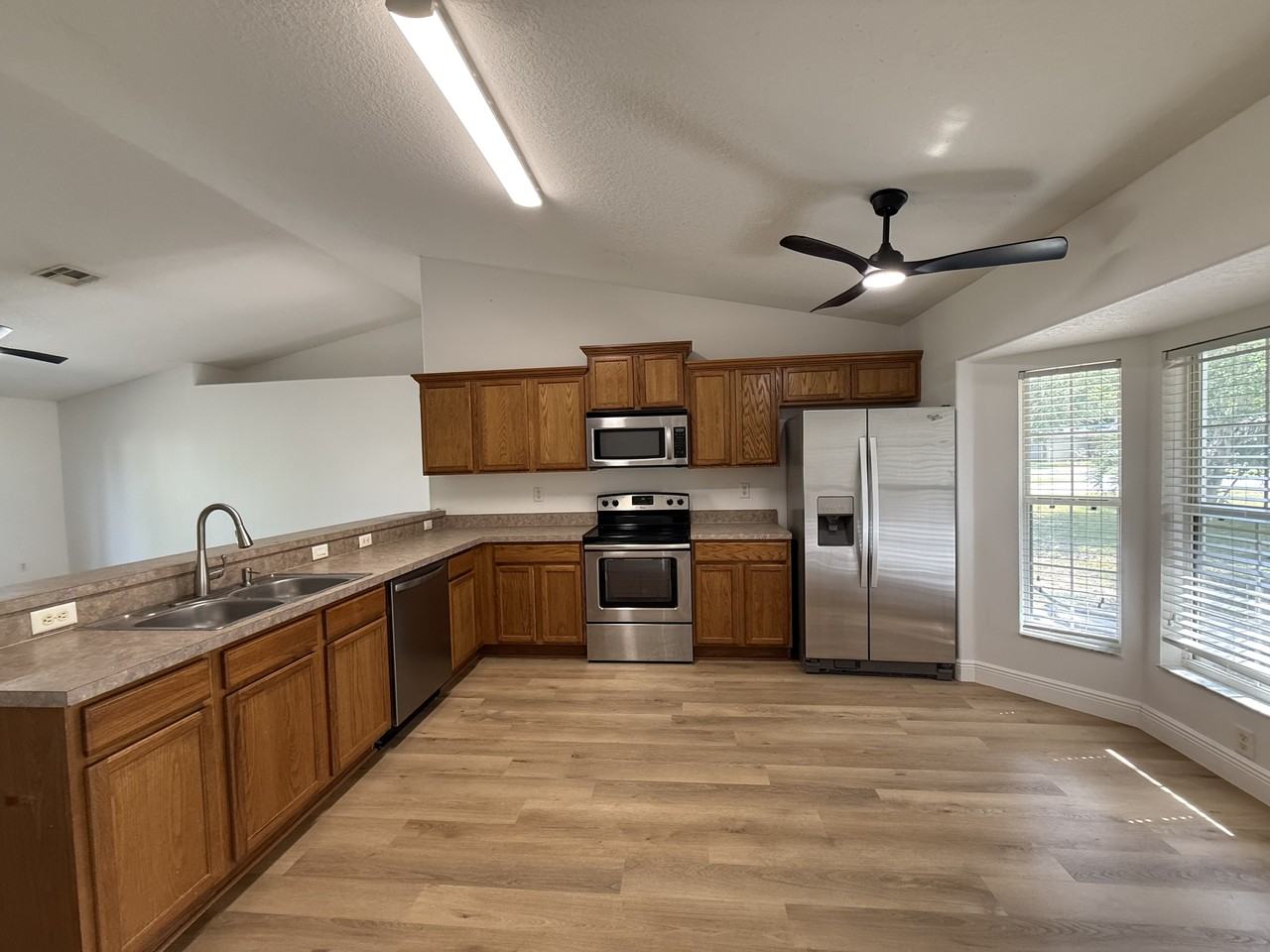 11625 Lake Dr #NA - Photo 2 of 13