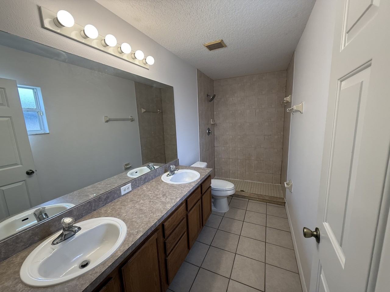 11625 Lake Dr #NA - Photo 6 of 13