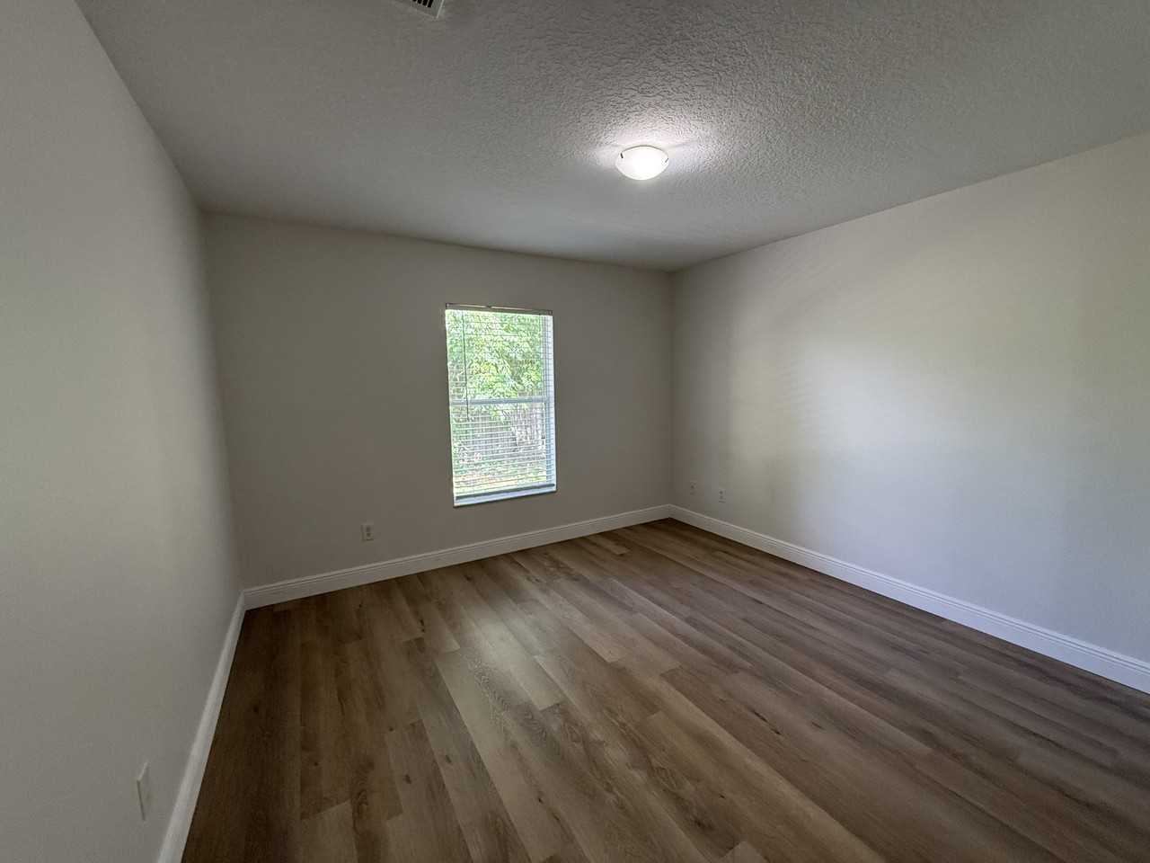 11625 Lake Dr #NA - Photo 7 of 13