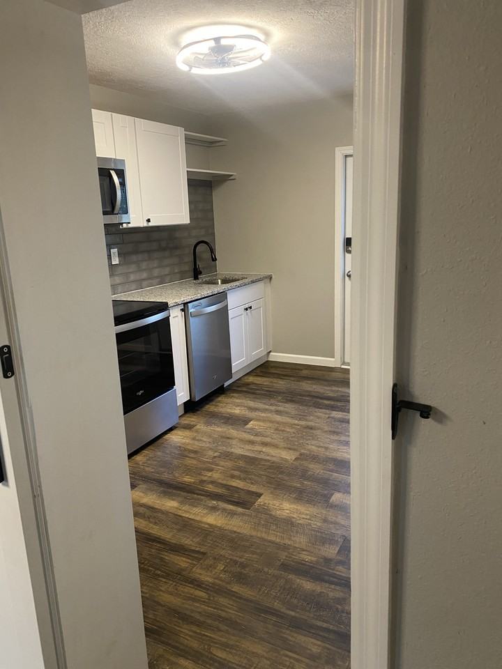 5149 Tangelo Dr #B - Photo 2 of 12