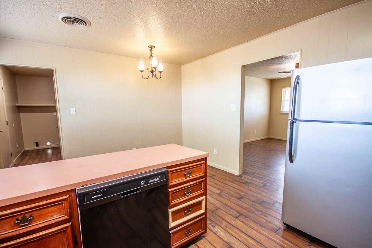 532 Circle Dr #NA - Photo 4 of 16