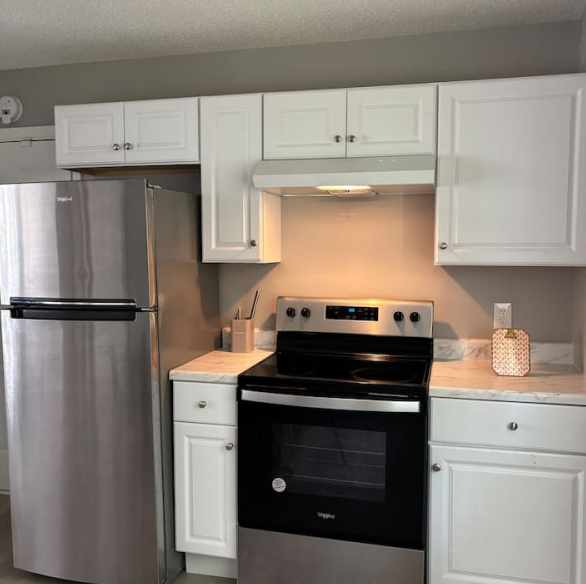 112 E Park St #NA - Photo 3 of 13