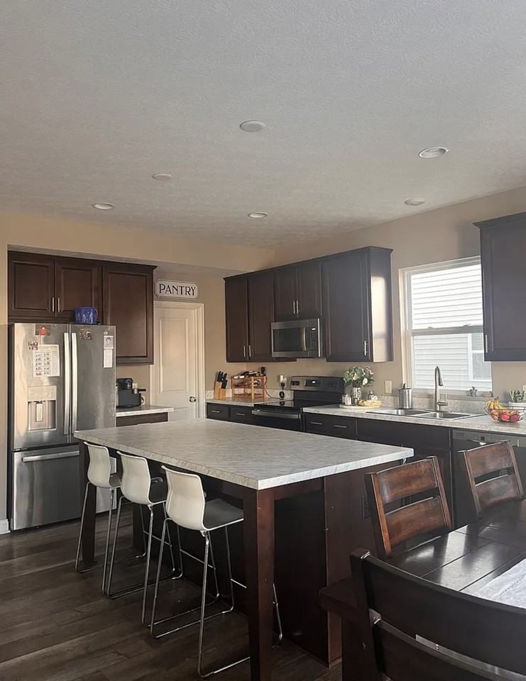 7185 Blackwell Dr #NA - Photo 6 of 18