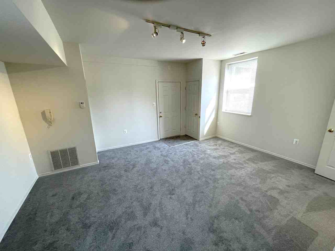 770 S 2nd St #2B - Photo 5 of 19
