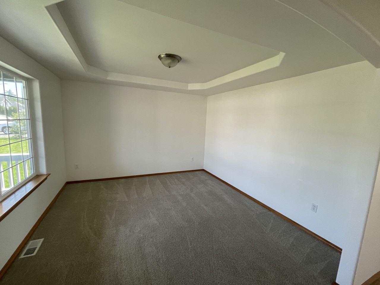 7216 33rd Pl Ne #NA - Photo 4 of 7