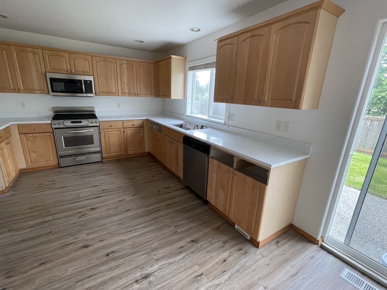 7216 33rd Pl Ne #NA - Photo 5 of 7