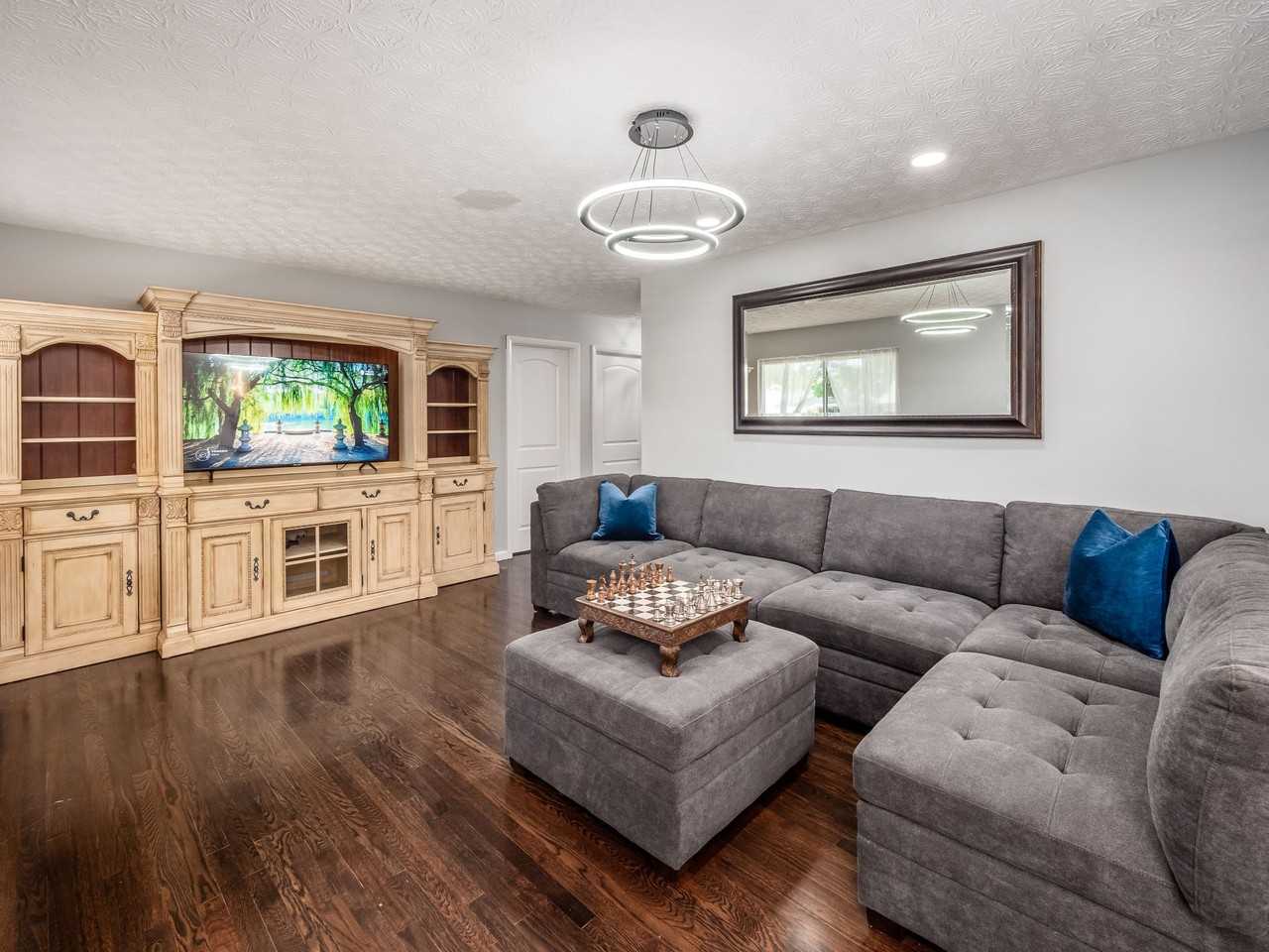 2545 Vanderberg Ave #NA - Photo 5 of 26