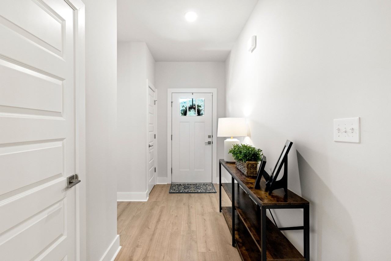 9520 Hampton Oak Dr Se #NA - Photo 3 of 19