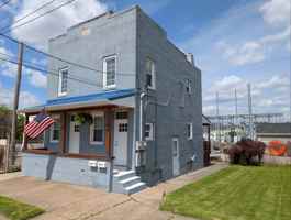featured image of 56 Franklin Ave #A