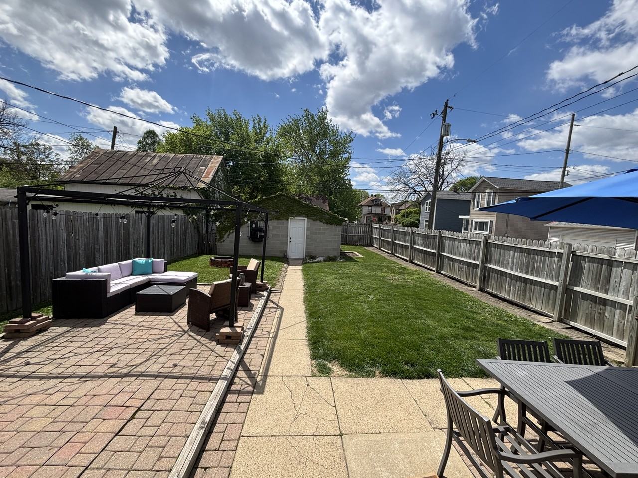 469 E Whittier St #NA - Photo 5 of 17