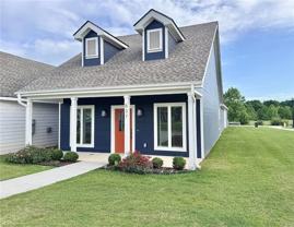 837 Ne Heights Ln #NA - Photo 1 of 1