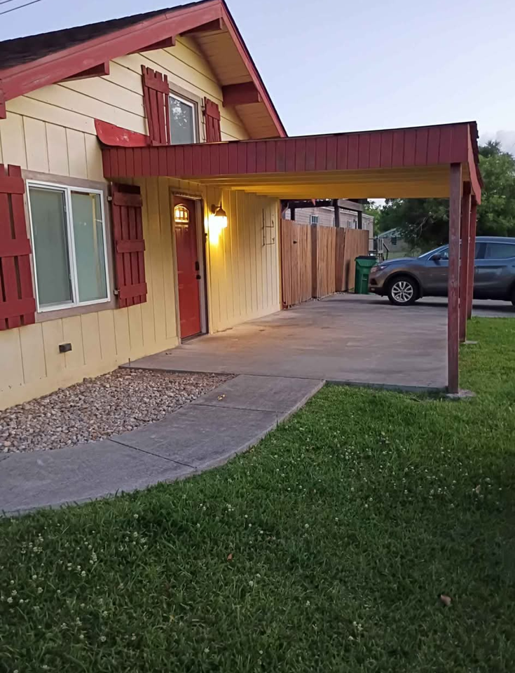 108 Gibson St #NA - Photo 2 of 12