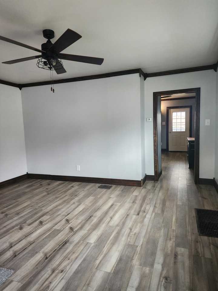 426 3rd St #NA - Photo 5 of 12