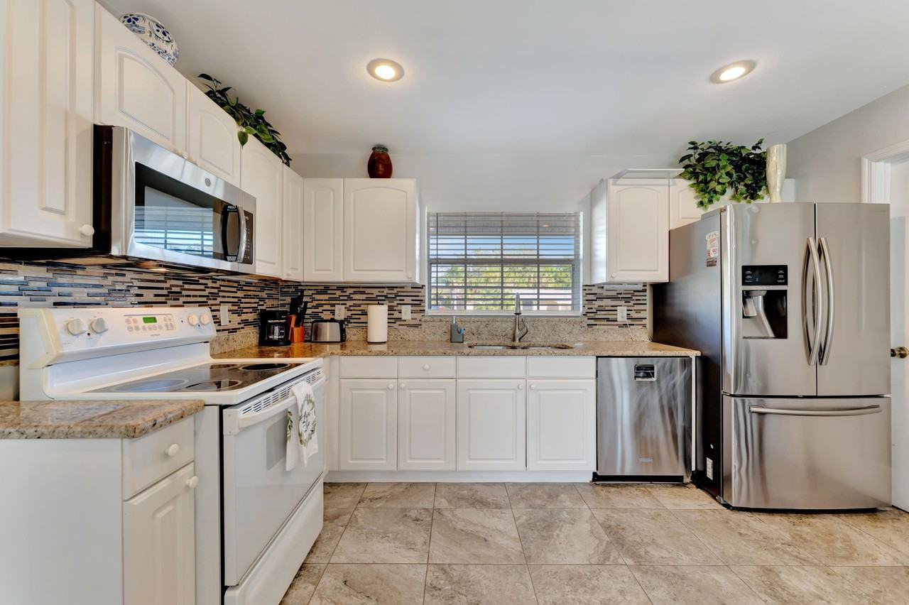 2916 Woodcrest Dr #NA - Photo 7 of 16