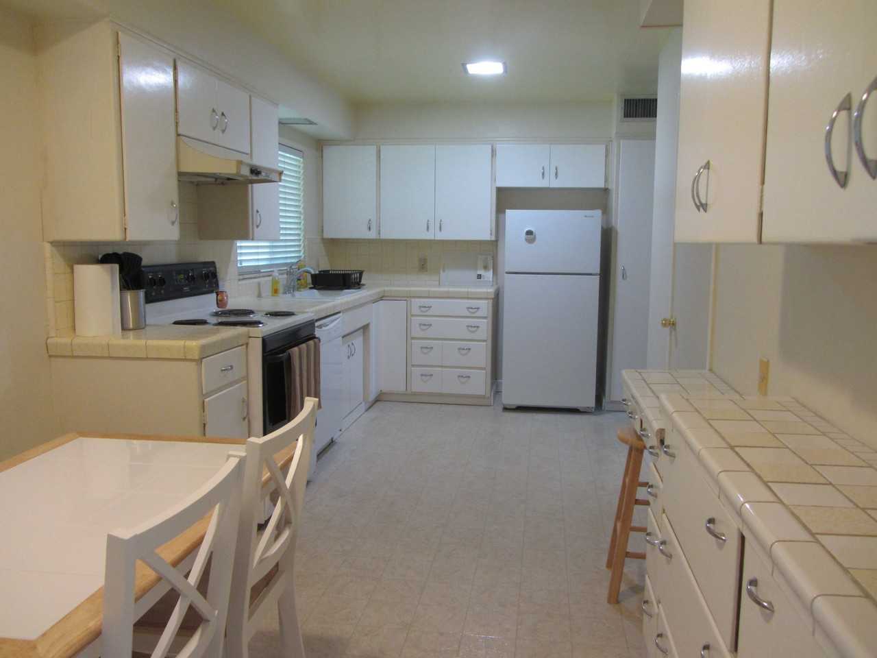 1164 W Mendocino Ave #NA - Photo 3 of 17
