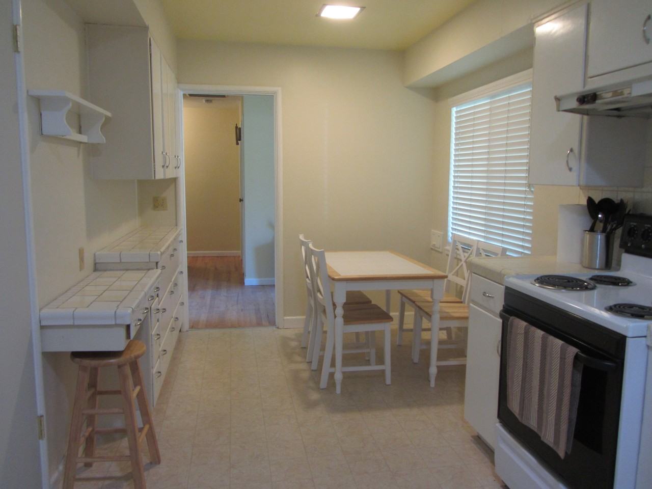 1164 W Mendocino Ave #NA - Photo 4 of 17