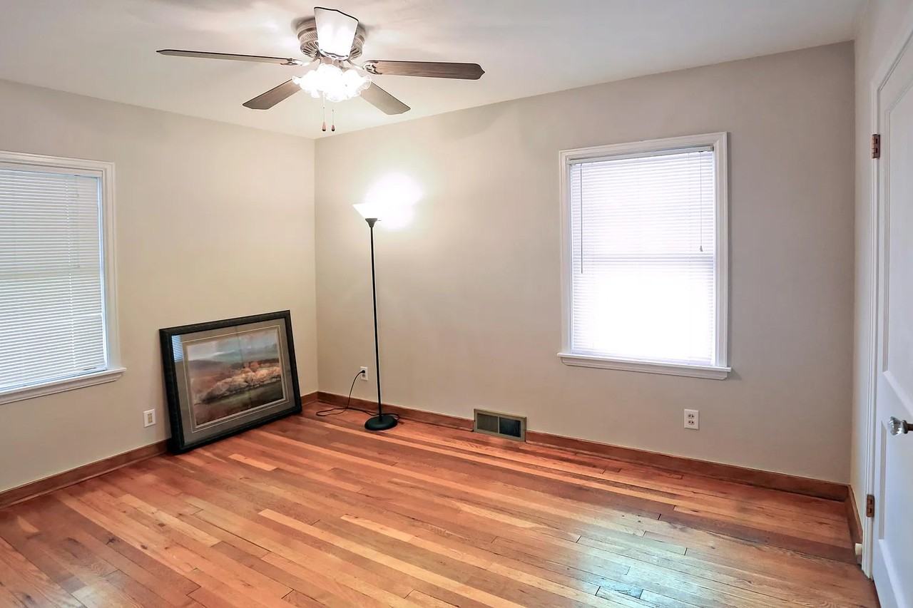 2220 E Lombard St #NA - Photo 6 of 16