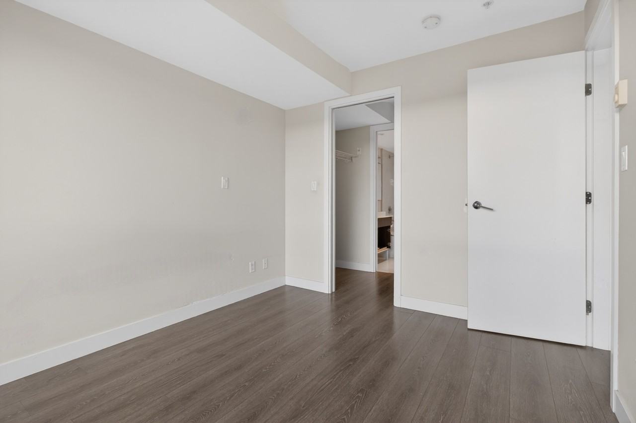 1588 East Hastings Street #211 - Photo 6 of 16