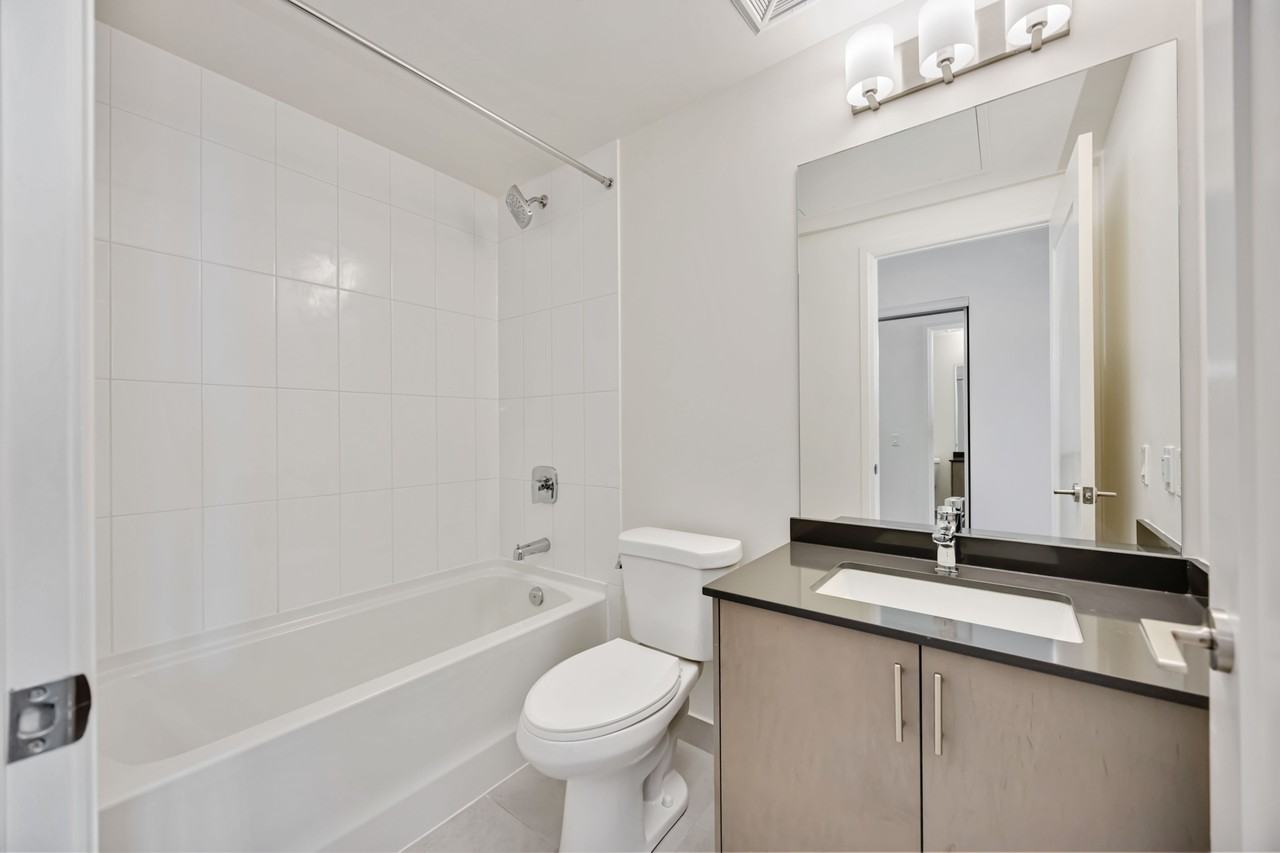 9086 Jane Street #429 - Photo 4 of 24