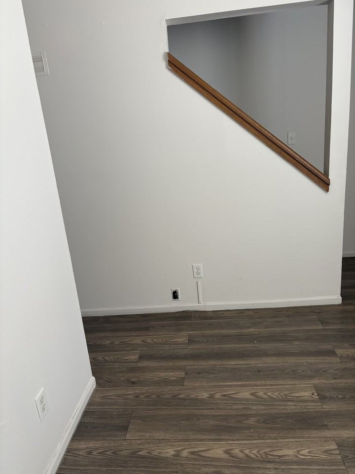 763 Walton Ave #763 - Photo 5 of 6