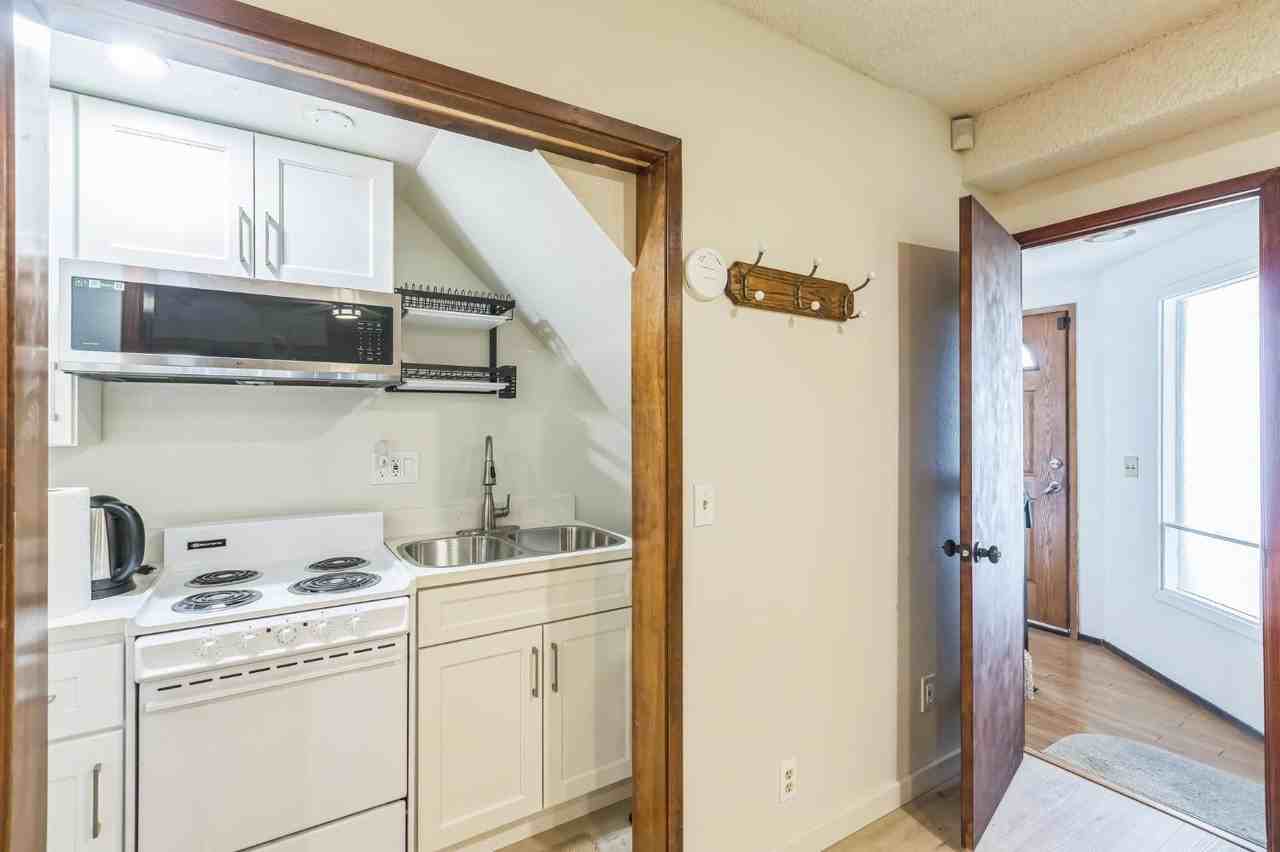 5416 Royal Oaks Dr #NA - Photo 7 of 9