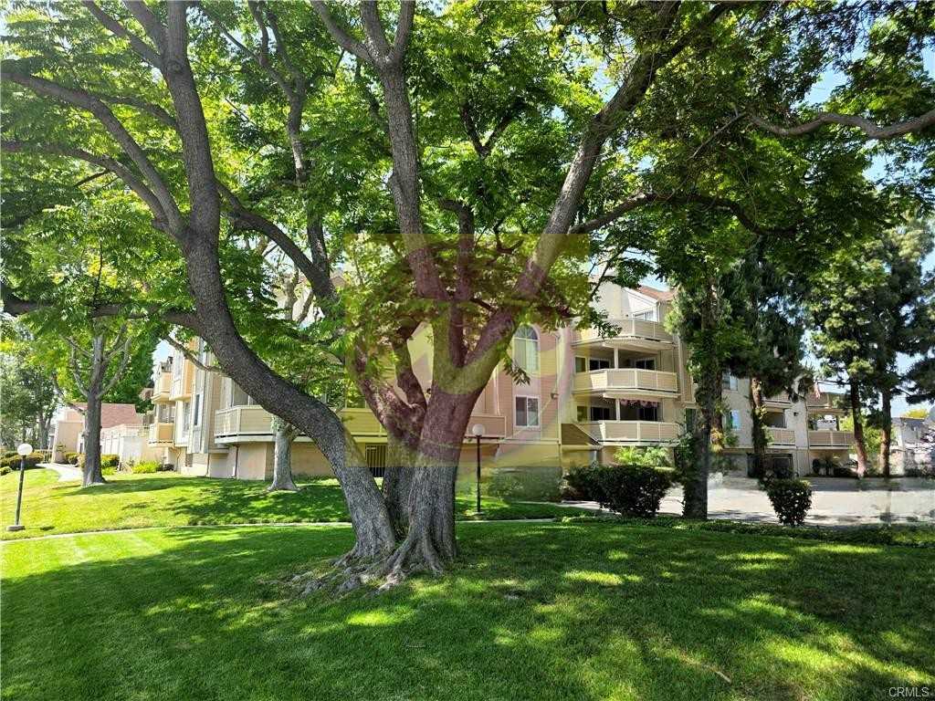 3845 Farquhar Avenue #106 - Photo 2 of 16