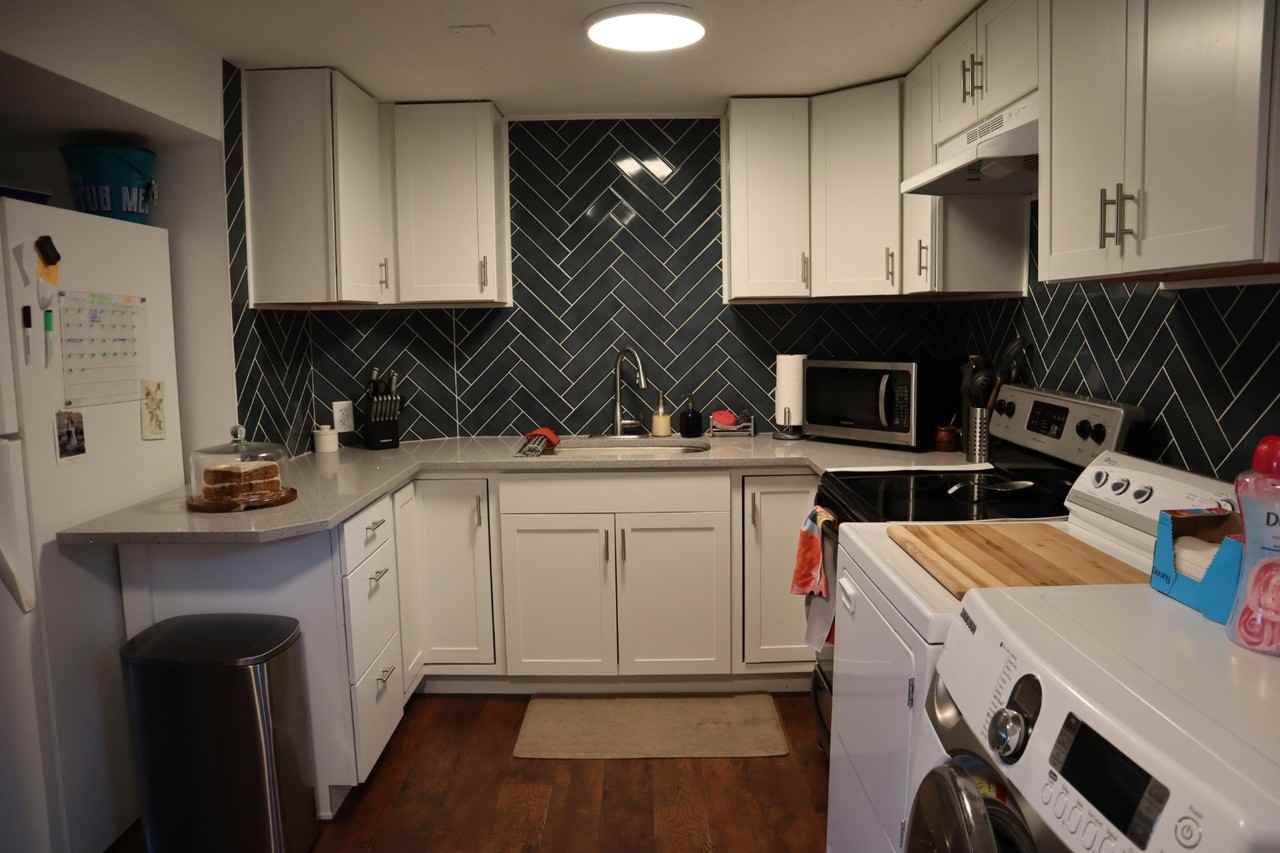 W 800 North St - Photo 3 of 14