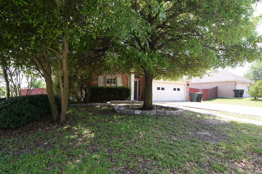 2305 Warwicke Ct #NA - Photo 3 of 22
